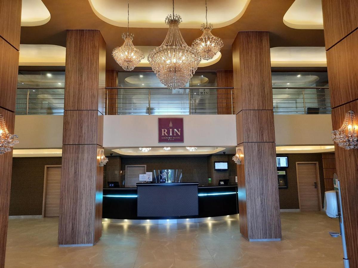 Rin Airport Hotel Otopeni Eksteriør billede